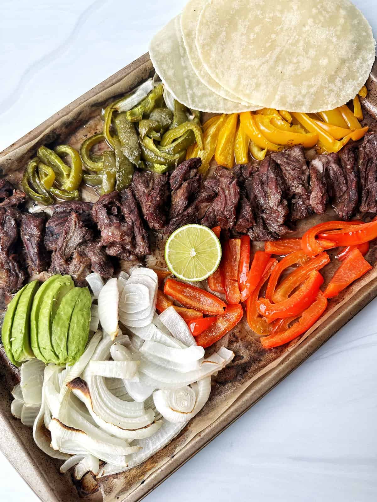 Easy Sheet Pan Fajitas
&ndash; Rusty Hinges Ranch