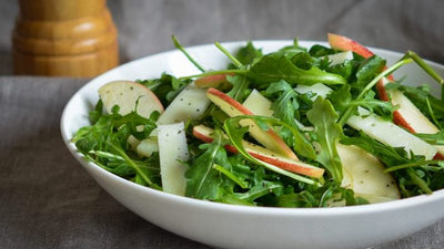 Super Simple Spinach Salad