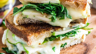 Grilled Brie, Pear, and Arugula Sandwiches